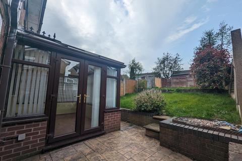 2 bedroom semi-detached house for sale, Newborough Close, Stoke-On-Trent