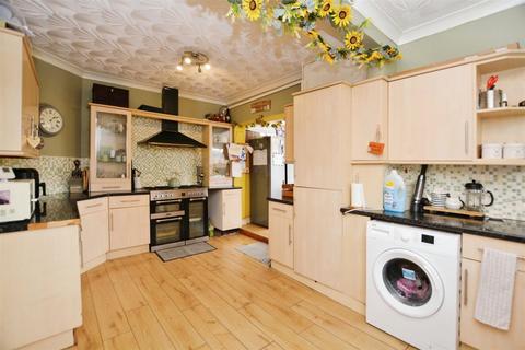 50 Warwick Road, Scunthorpe, DN16 1EZ
