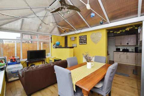 50 Warwick Road, Scunthorpe, DN16 1EZ