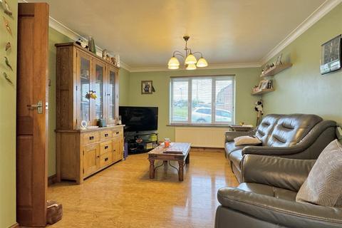 2 bedroom house for sale, Churchill Road, Bideford EX39