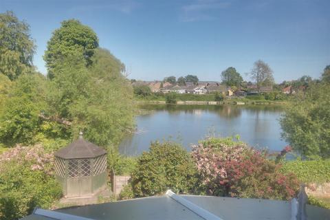 3 bedroom semi-detached house for sale, Canal Side East, Newport