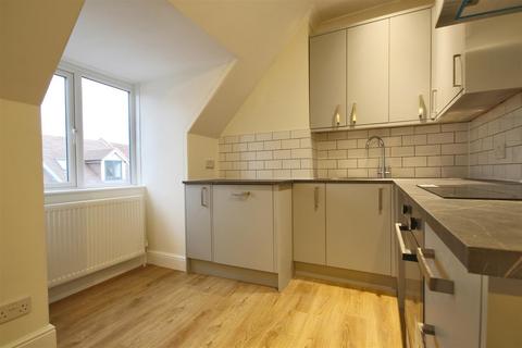 1 bedroom apartment to rent, Brookley Road, Brockenhurst