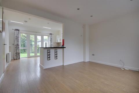 2 bedroom semi-detached house to rent, Kings Brook, Hordle, Lymington