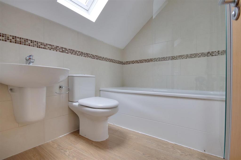 Bathroom.jpg