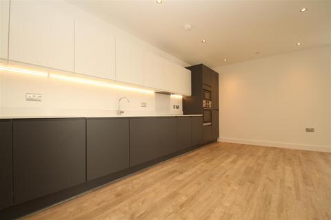 2 bedroom apartment to rent, Rookwood Way, London