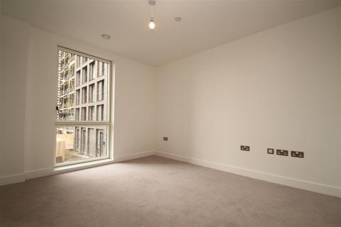 2 bedroom apartment to rent, Rookwood Way, London