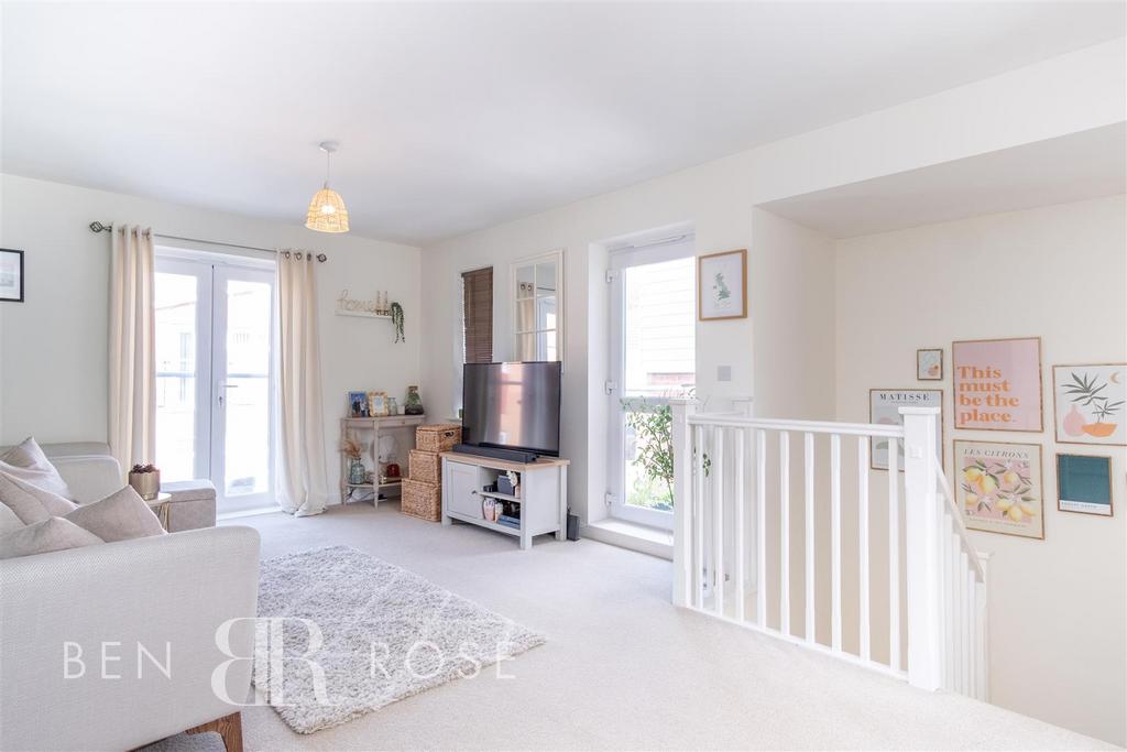 Lounge/Kitchen