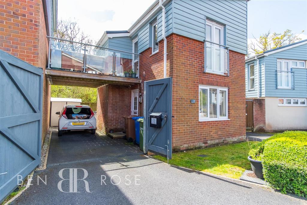 Front External/Car Port