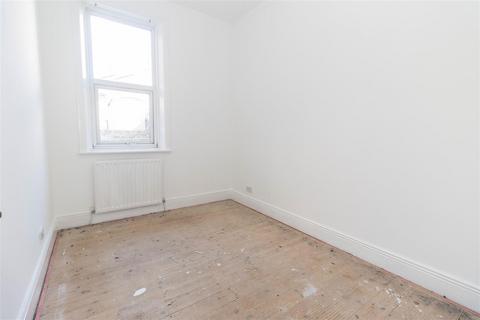 2 bedroom ground floor flat for sale, Waterville Road, North Shields