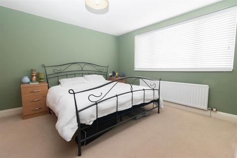 5 bedroom semi-detached house for sale, Malvern Road, Preston Grange, North Shields