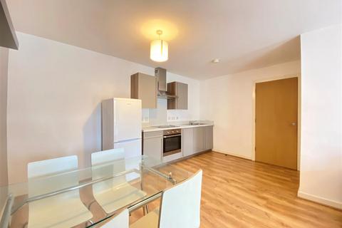 2 bedroom apartment to rent, Derwent Street, Salford