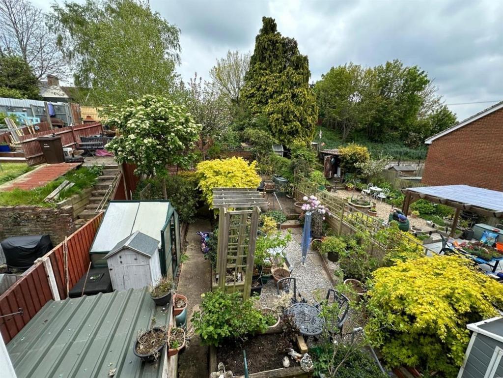 Garden4.jpg