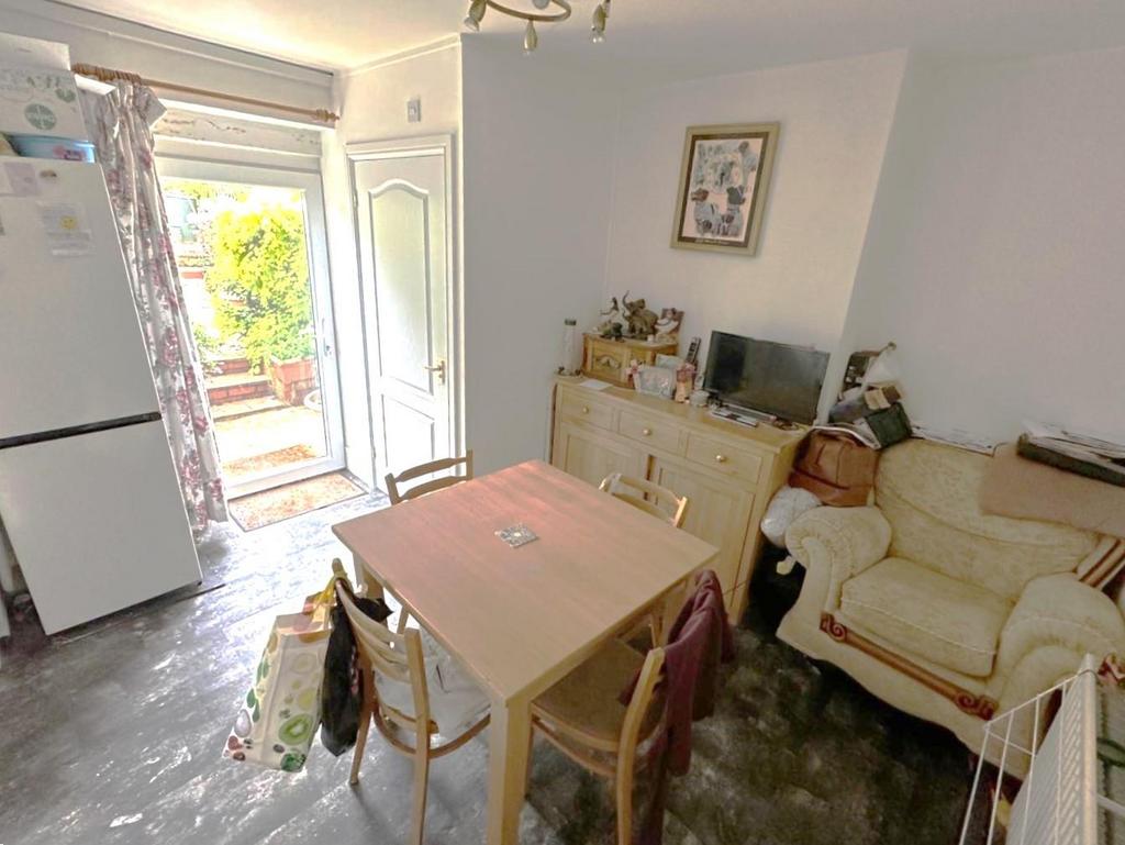 Dining room.jpg