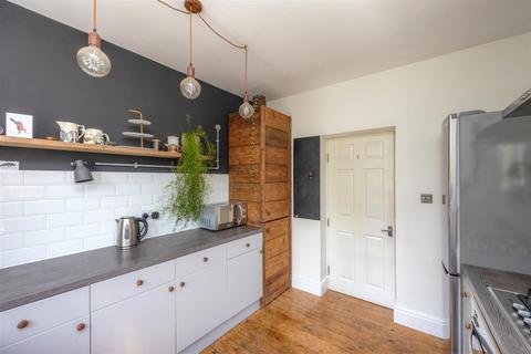214 Albert Road, Sheffield, S8 9RB