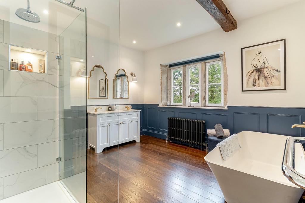 Bathroom - A.jpg