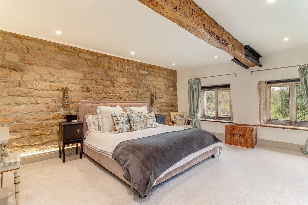 Master Bedroom - A.jpg