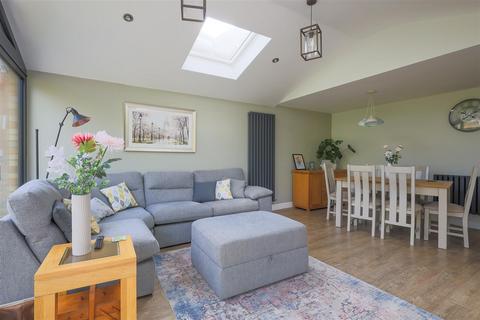 2 Heybridge Close, Tean, Stoke-on-trent, ST10 4LU