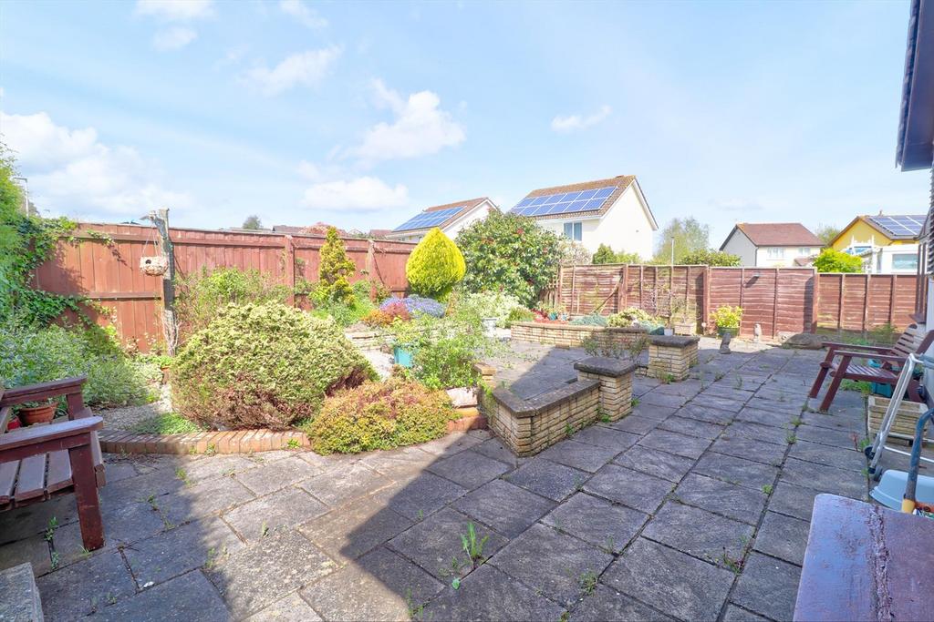 Rear garden ii.jpg