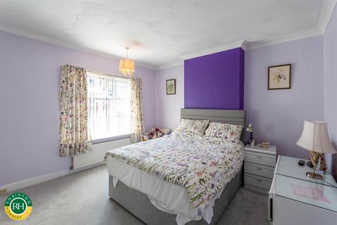 3 bedroom terraced house for sale, Rockingham Road, Wheatley, Doncaster