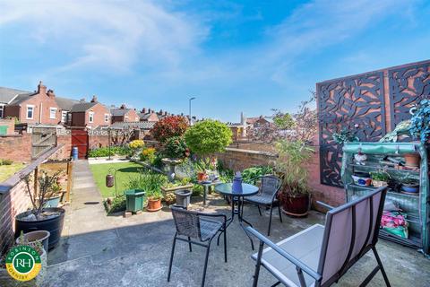 33 Rockingham Road, Wheatley, Doncaster, DN2 4BN