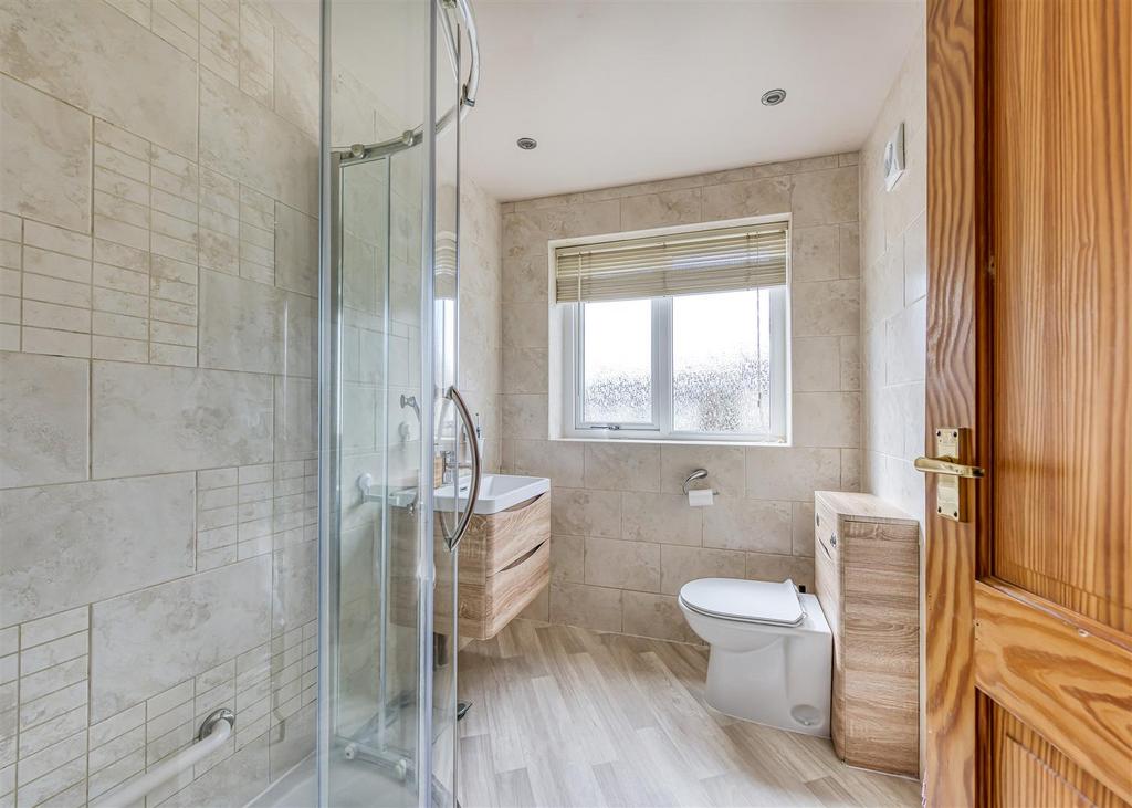 5 Torvale Road-shower room.jpg