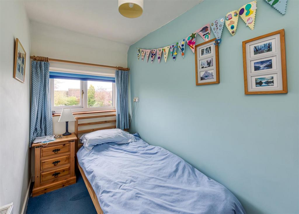 Leafields Farm-bed6.jpg