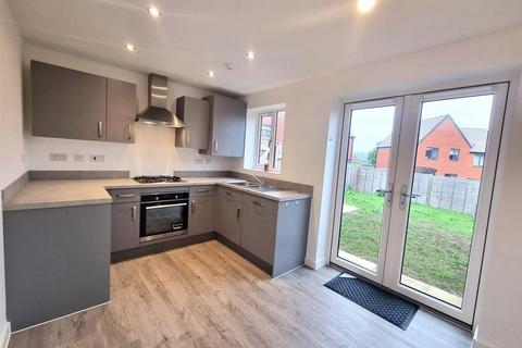 2 bedroom semi-detached house to rent, 24 Bruneval Crescent, Malvern