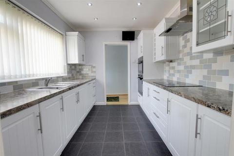 2 bedroom detached bungalow for sale, Station Road, Willoughby LN13