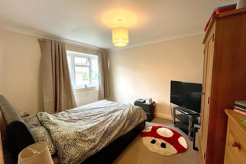 27 Carpenter Court, Bodmin, PL31 2ET