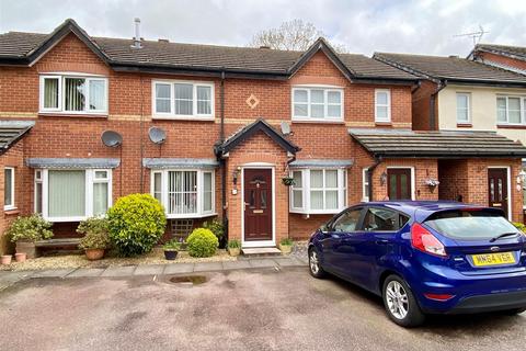 2 bedroom mews for sale, Ambleside Close, Macclesfield