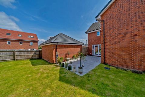 4 bedroom detached house for sale, Simmons Drive, Hednesford, Cannock WS12