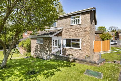 2 Benson Close, Reading, RG2 7LP