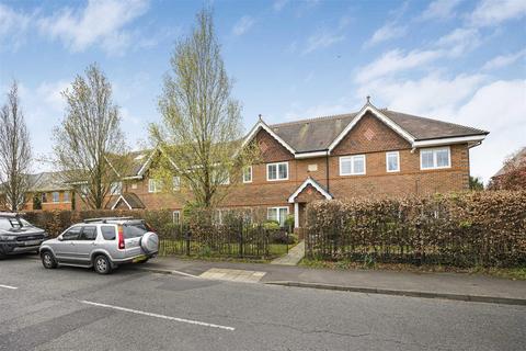2 bedroom apartment for sale, Millgate Court, Ruscombe Lane, Ruscombe, Reading