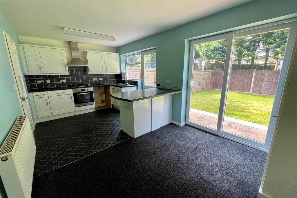 19 B, Brandon Road 5.jpg