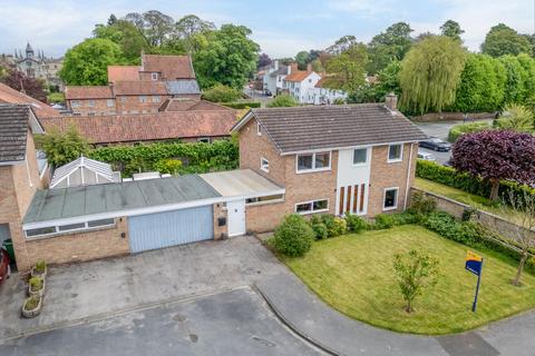 4 bedroom detached house for sale, The Courtyard, Bishopthorpe, York