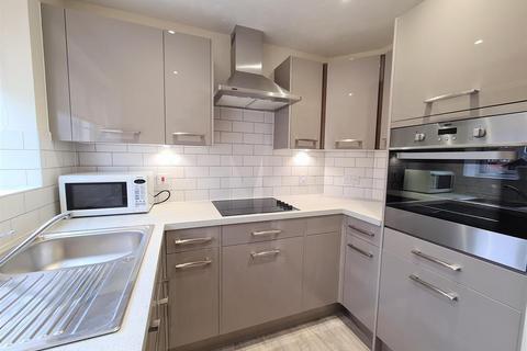 1 bedroom retirement property for sale, Denmark Road, Carshalton, Surrey, SM5 2FQ