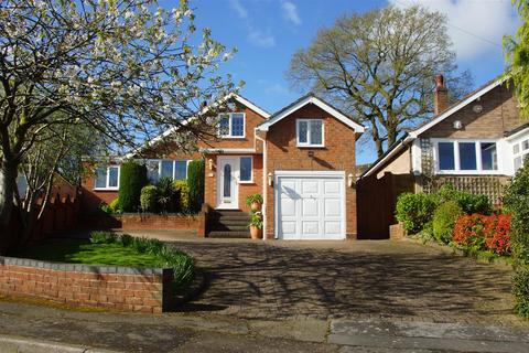 4 bedroom detached bungalow for sale, Chantry Close, Hollywood