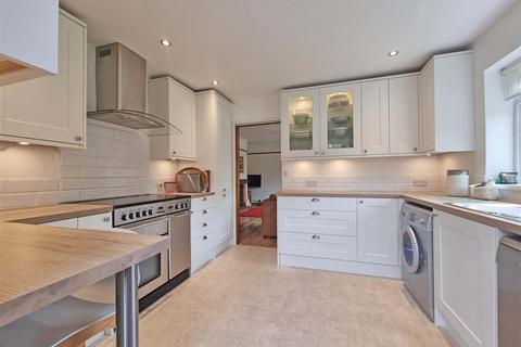 10 Chantry Close, Hollywood, Birmingham, B47 5LU