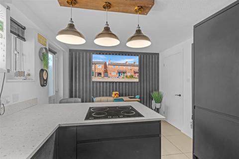 5 Fox Garth, Brafferton, York, YO61 2QL
