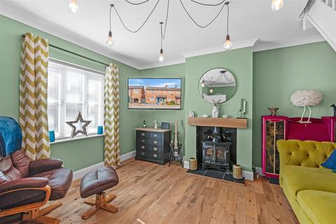 5 Fox Garth, Brafferton, York, YO61 2QL