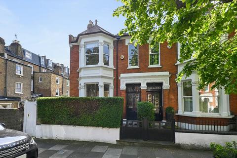 4 bedroom end of terrace house for sale, Hebron Road, London W6
