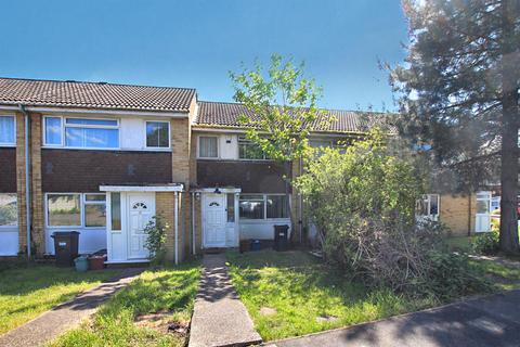 3 bedroom terraced house for sale, Channel Close, Heston TW5