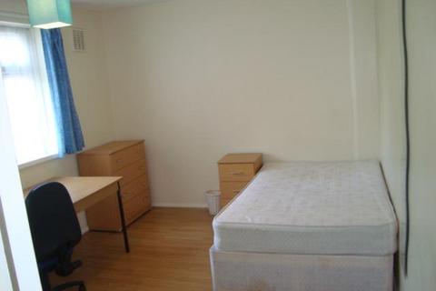 2 bedroom apartment to rent, Yorke Street, Southsea