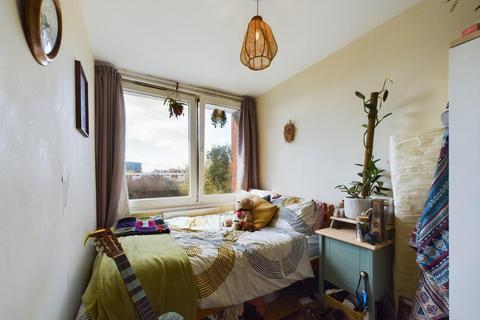 Flat 37, Caithness House Twyford Street, London, N1 0BZ