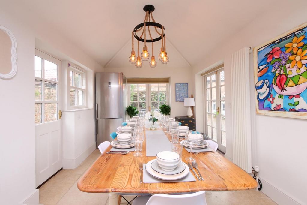Dining Kitchen