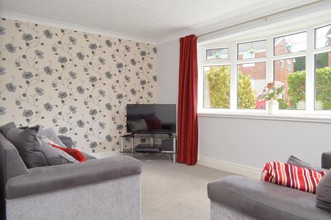 6 Tavistock Drive, Chadderton, Oldham, OL9 0RQ