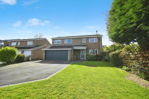 5 bedroom detached house for sale, Rosamond Avenue, Bradway, Sheffield, S17 4LT