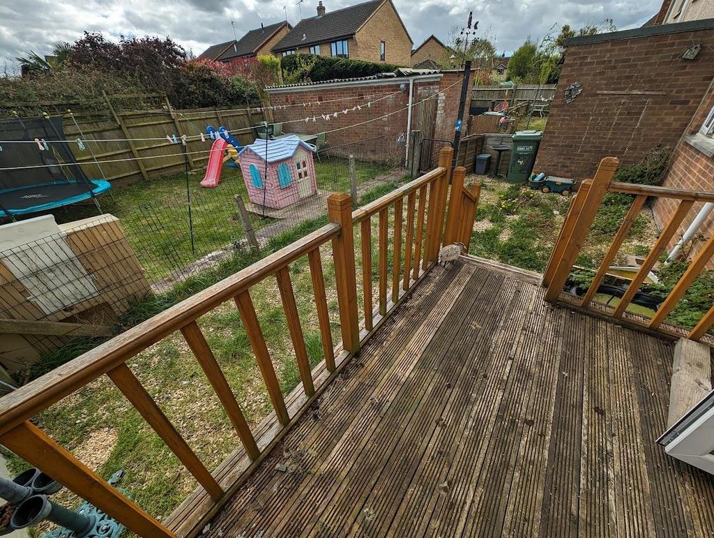 47 Charfield Green garden.jpg