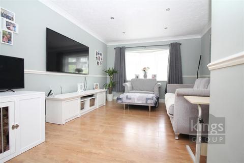 3 bedroom end of terrace house for sale, Little Cattins, Harlow