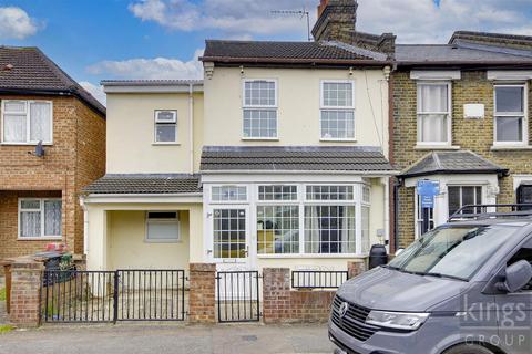 3 bedroom end of terrace house for sale, Sturge Avenue, Walthamstow